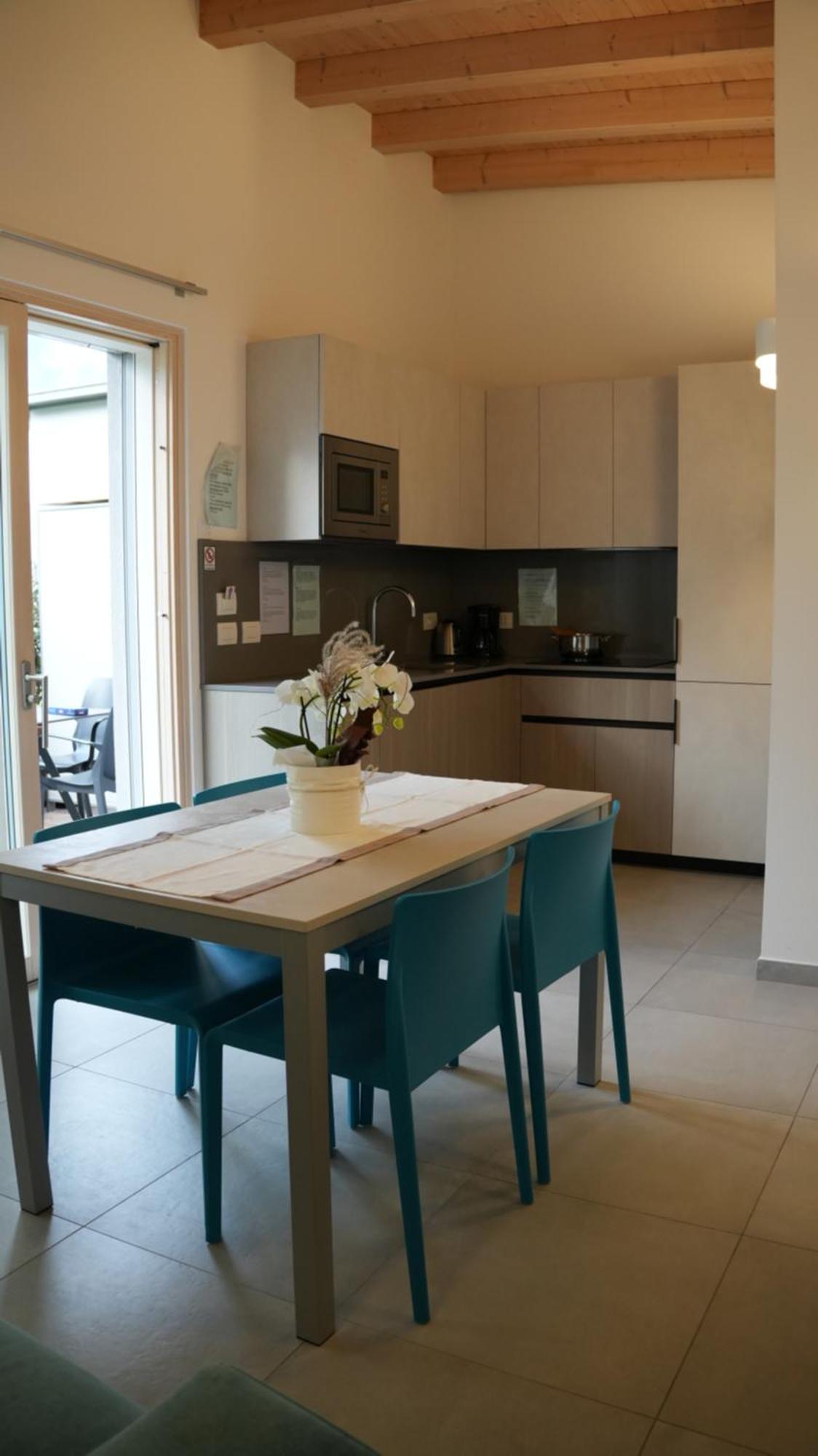 Casa Maria Apartments Riva del Garda Bilik gambar