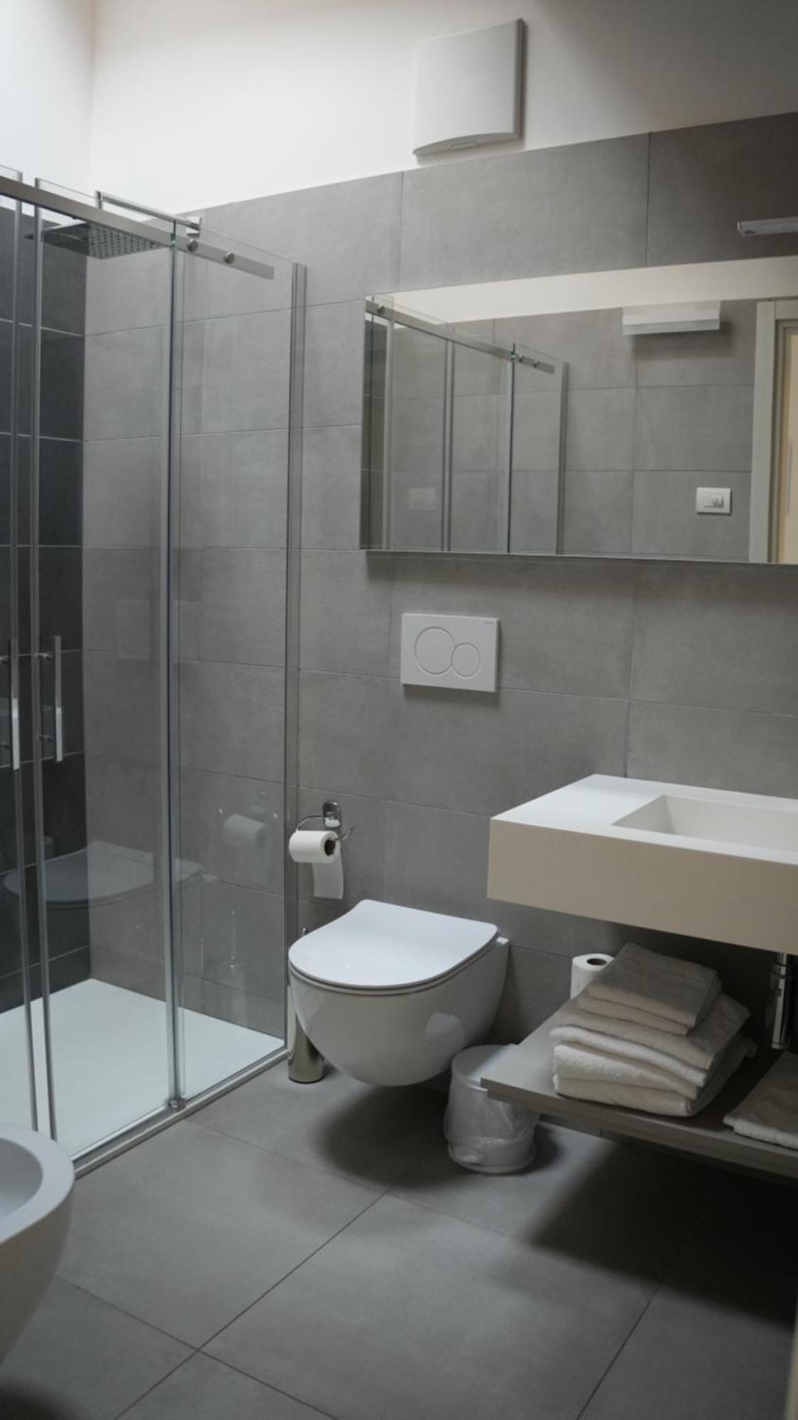 Casa Maria Apartments Riva del Garda Bilik gambar