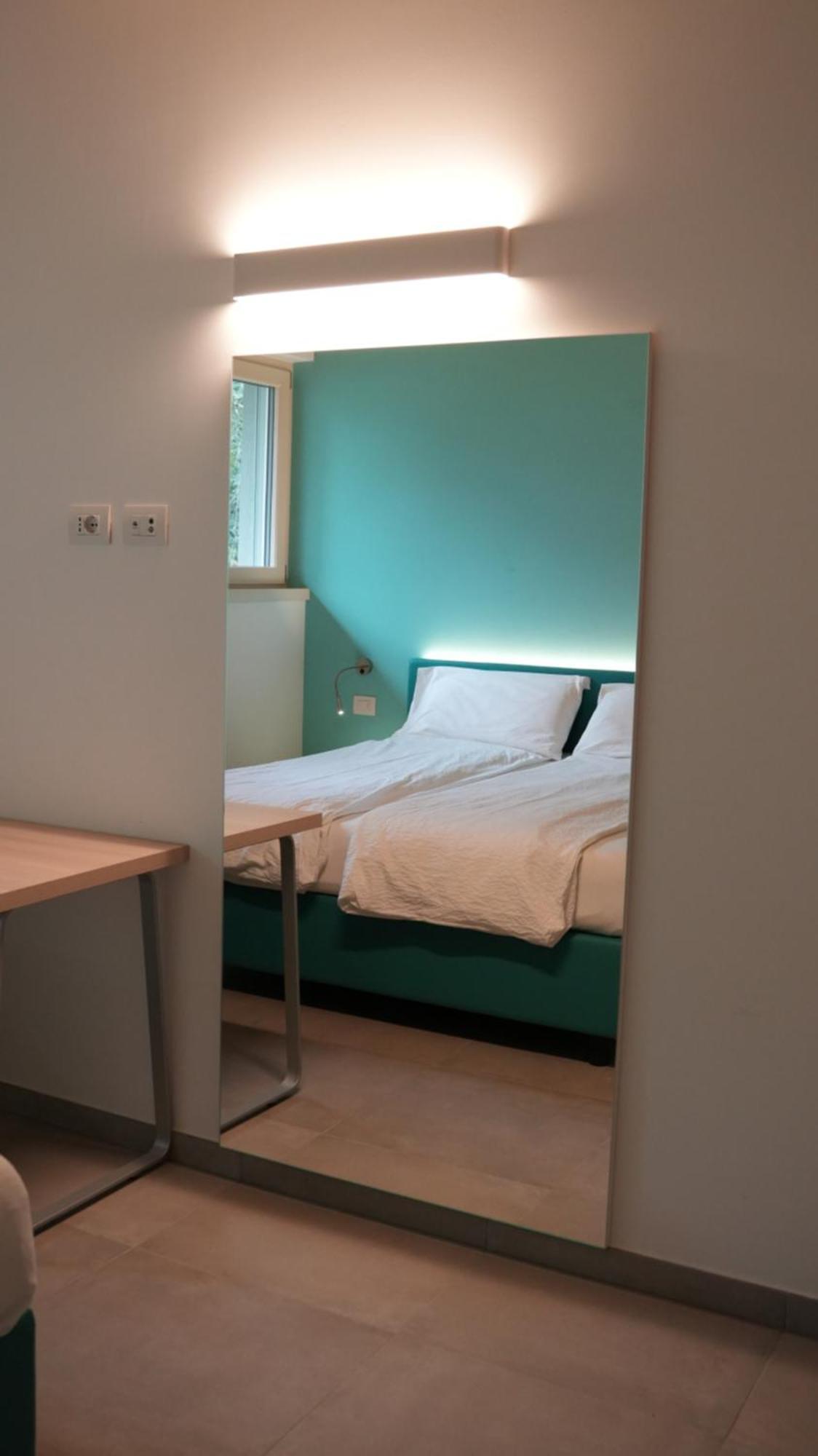 Casa Maria Apartments Riva del Garda Bilik gambar