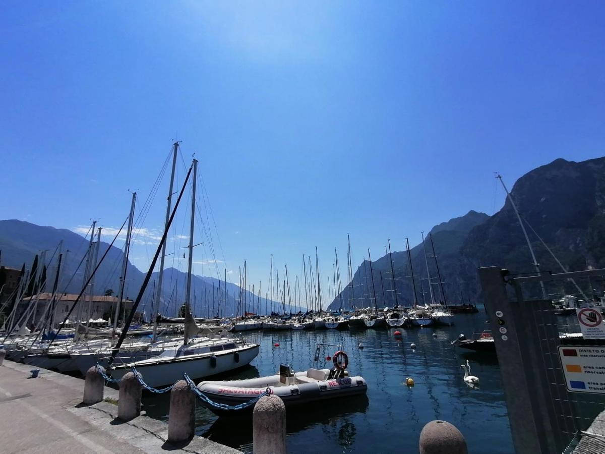 Casa Maria Apartments Riva del Garda Luaran gambar